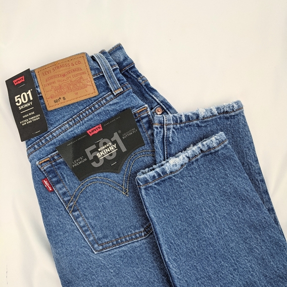 NEW Levi's 501 Skinny High Waist Jeans - Picture 8 of 11